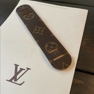 New never used Louis Vuitton Monogram Bandolier Shoulder Strap Pad - 2014